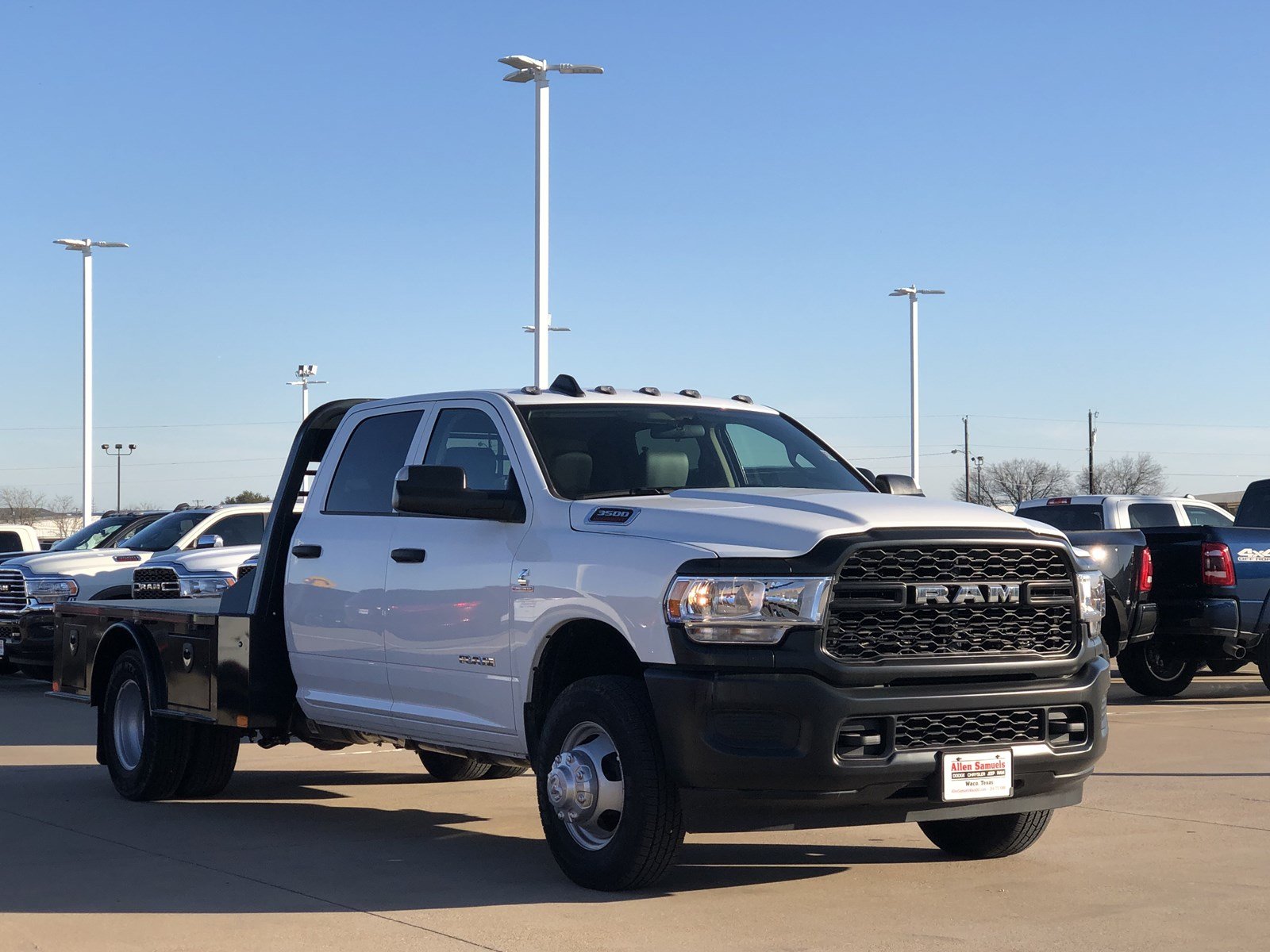 New 2019 Ram 3500 Chassis Cab Tradesman 4×4 Crew Cab 3758